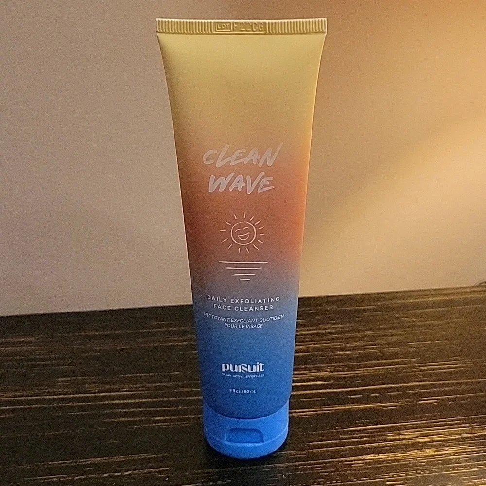 Clean Wave Daily Exfoliating Face Cleanser New - Picture 1 of 4
